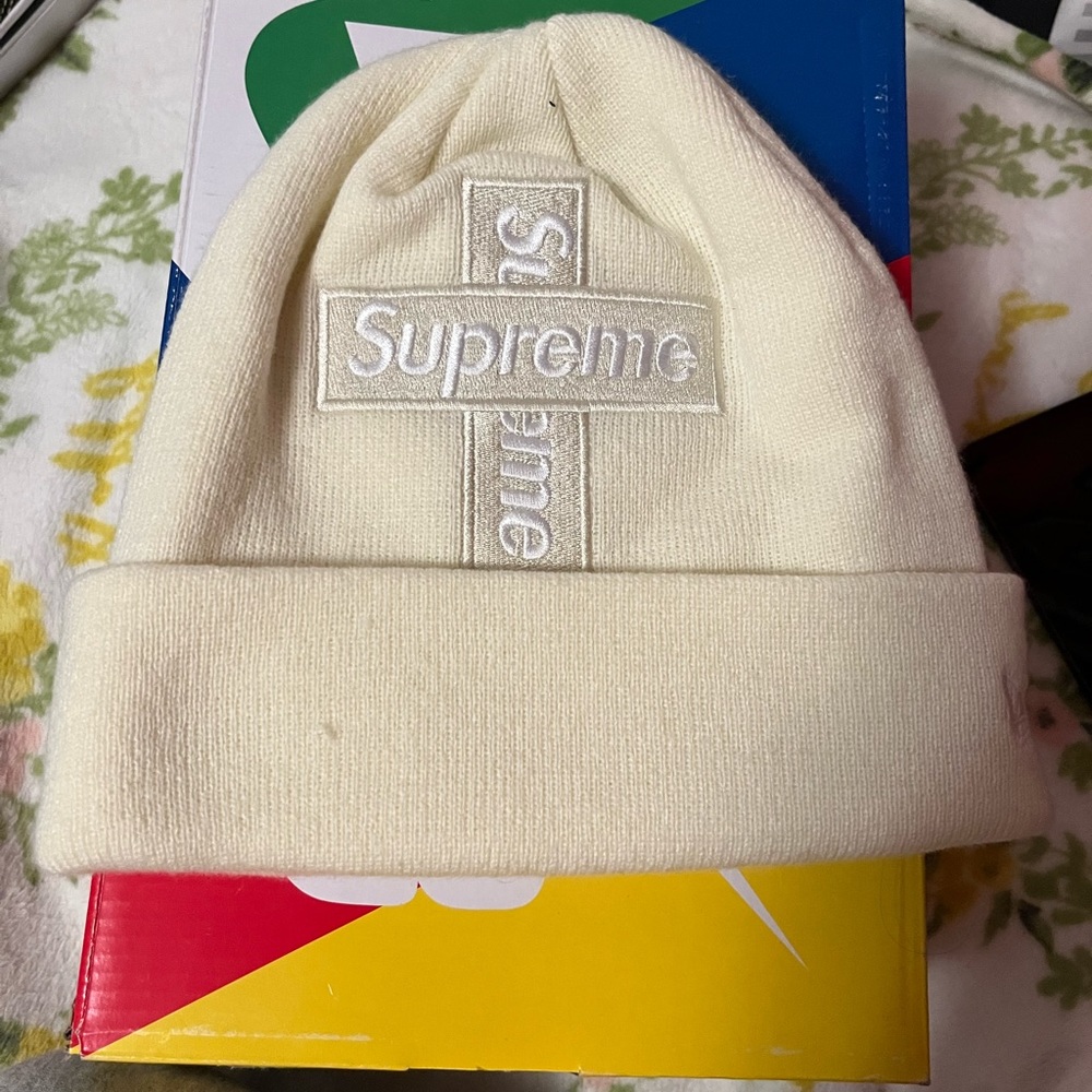 SUPREME NEW ERA CROSS BOX LOGO BEANIE NATURAL